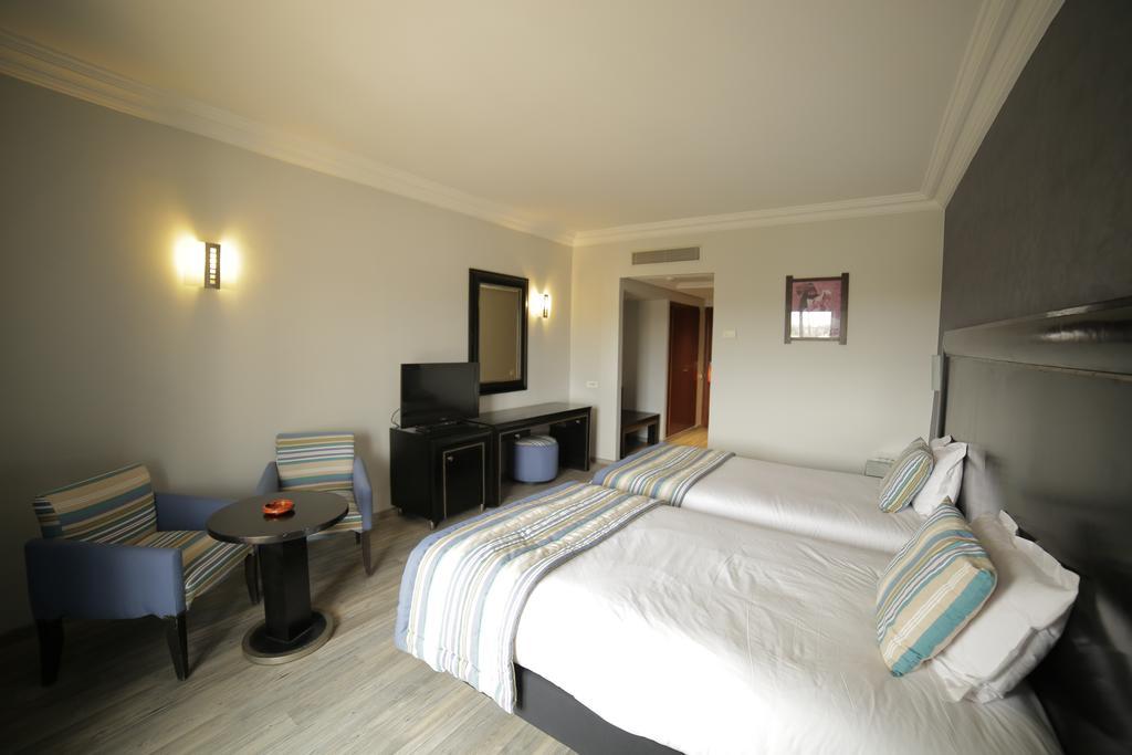 Hotel Suisse Casablanca Buitenkant foto