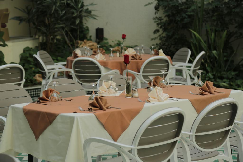 Hotel Suisse Casablanca Buitenkant foto